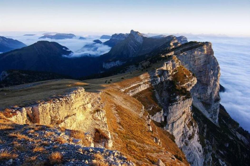 Appartement Atypique Au Coeur Des Alpes Barraux Exterior foto