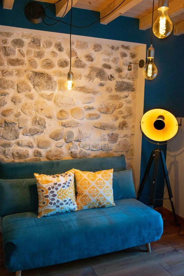 Appartement Atypique Au Coeur Des Alpes Barraux Exterior foto