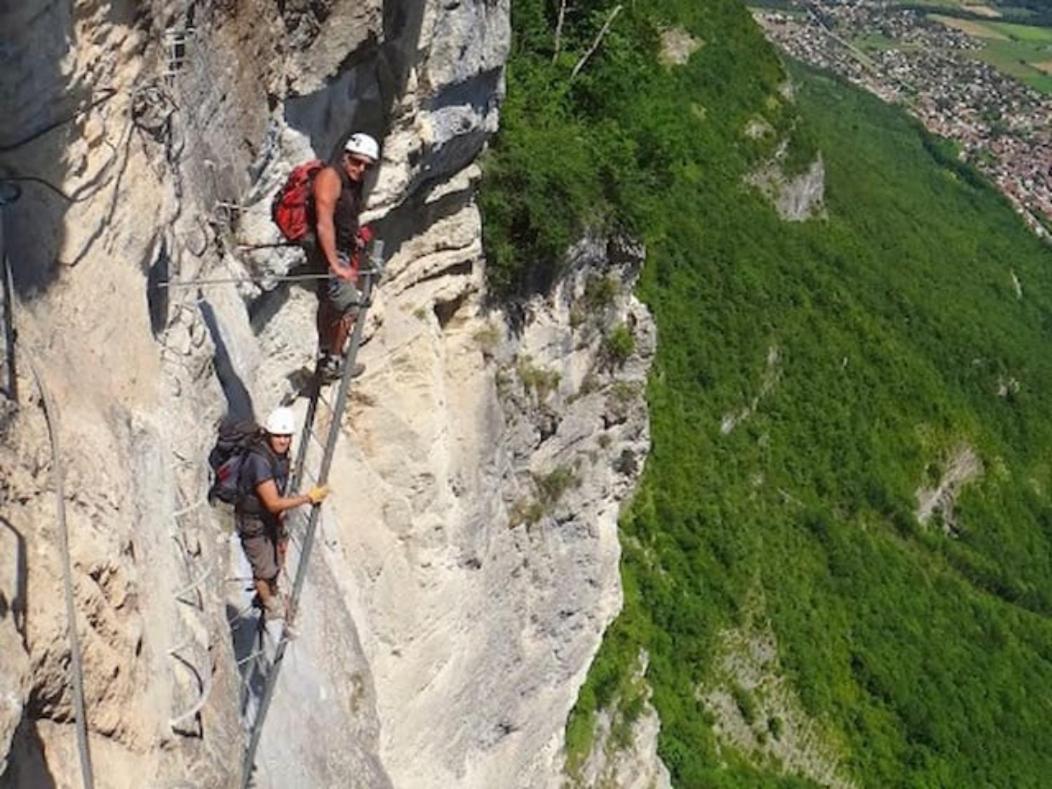 Appartement Atypique Au Coeur Des Alpes Barraux Exterior foto